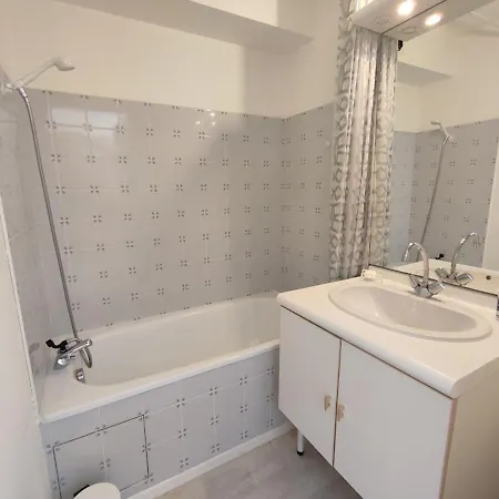 Le Marmandais, T3 Lumineux Duplex, Balcon, Parking, Wifi, Proche Thermes, Ascenseur, 4 Personnes Bagneres-de-Luchon Exterior photo