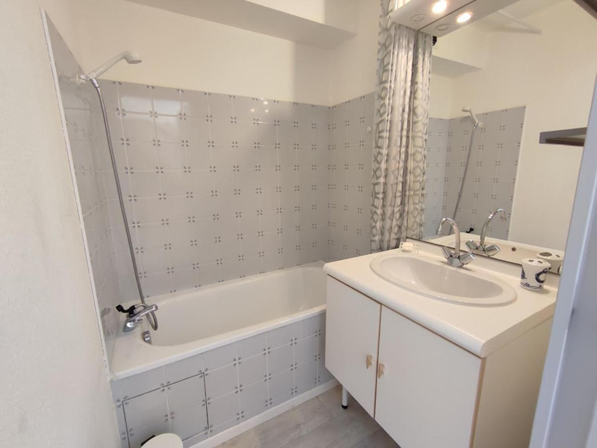 Apartment Le Marmandais, T3 Lumineux Duplex, Balcon, Parking, Wifi, Proche Thermes, Ascenseur, 4 Personnes